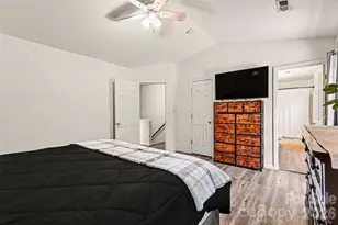 9306 Tiger Lily Ln, Charlotte, NC 28215 - Photo 19