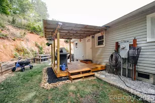 9 Bent Twig Dr, Old Fort, NC 28762 - Photo 5