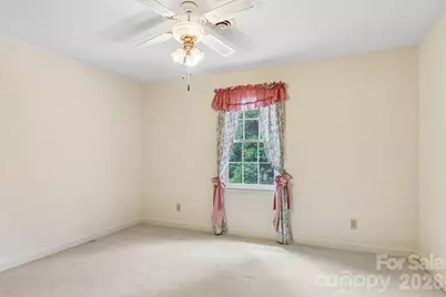 104 Finley Street, Hendersonville, NC 28739 - Photo 29