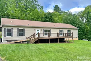 10 Bettys Dr, Waynesville, NC 28786 - Photo 1