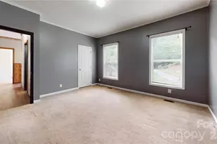 10 Bettys Dr, Waynesville, NC 28786 - Photo 17