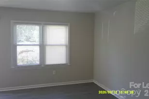 1324 7th Ave SW, Hickory, NC 28602 - Photo 3