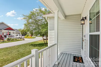 464 Riverwind Drive, Hendersonville, NC 28739 - Photo 5