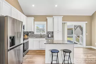 464 Riverwind Drive, Hendersonville, NC 28739 - Photo 11