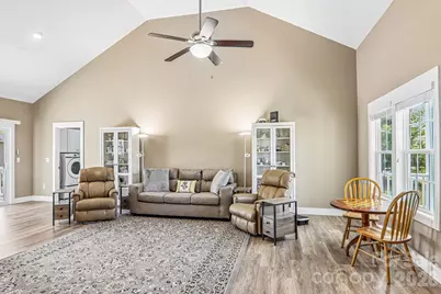 464 Riverwind Drive, Hendersonville, NC 28739 - Photo 9
