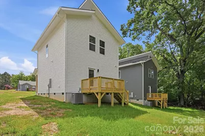 1036 Patton Avenue, Albemarle, NC 28001 - Photo 11