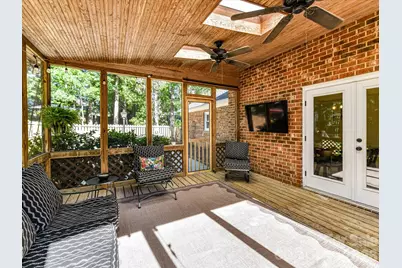 9912 Hanover Hollow Drive, Charlotte, NC 28210 - Photo 31