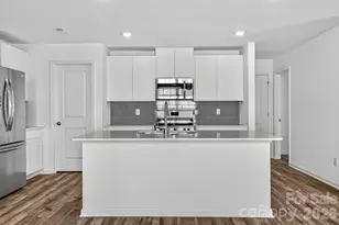 4129 Oxford Glen Dr, Claremont, NC 28610 - Photo 31