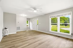4945 Grassy Creek Rd, Denver, NC 28037 - Photo 5