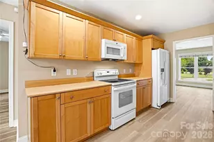 4945 Grassy Creek Rd, Denver, NC 28037 - Photo 9
