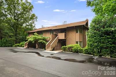 305 Piney Mountain Drive #J2, Asheville, NC 28805 - Photo 3