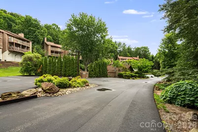 305 Piney Mountain Drive #J2, Asheville, NC 28805 - Photo 35