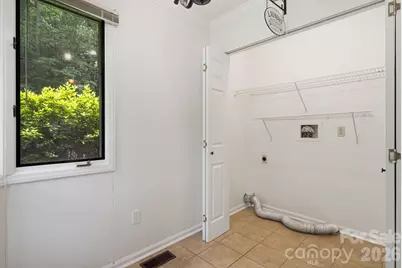 305 Piney Mountain Drive #J2, Asheville, NC 28805 - Photo 25