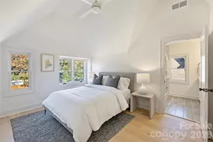 2027 Thurmond Pl, Charlotte, NC 28205 - Photo 11