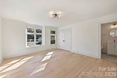 2027 Thurmond Place, Charlotte, NC 28205 - Photo 15