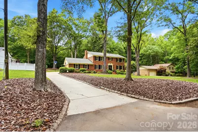 405 Hillcrest Drive, Harrisburg, NC 28075 - Photo 3