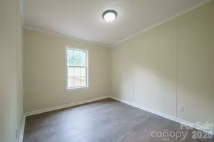 2780 Orangewood Ln, Newton, NC 28658 - Photo 21