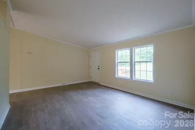 2780 Orangewood Lane, Newton, NC 28658 - Photo 9