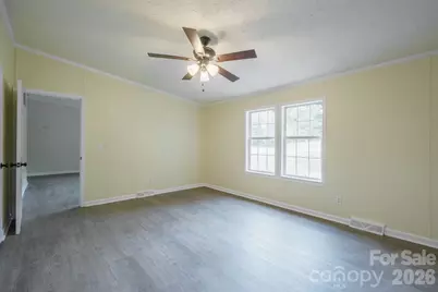2780 Orangewood Lane, Newton, NC 28658 - Photo 29