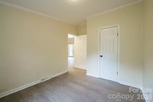 2780 Orangewood Ln, Newton, NC 28658 - Photo 25