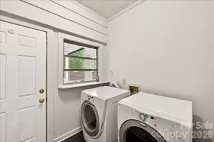 2208 E 5th St, Charlotte, NC 28204 - Photo 33