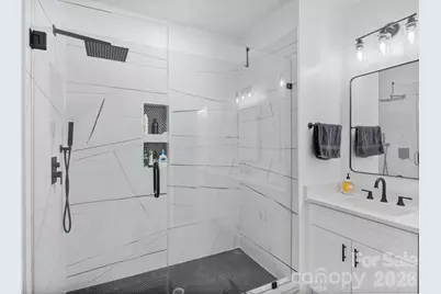 8925 Harrisburg Road, Charlotte, NC 28215 - Photo 23