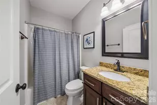 221 Courtland Pl, Asheville, NC 28801 - Photo 25