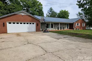 5136 Sherrill Dr, Granite Falls, NC 28630 - Photo 3