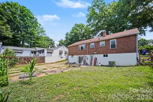 624 Margaret Dr, Statesville, NC 28677 - Photo 17
