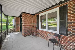 624 Margaret Dr, Statesville, NC 28677 - Photo 3