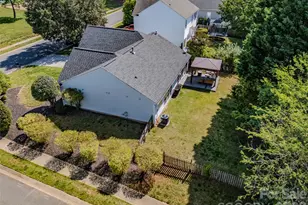 9400 Shepparton Dr, Huntersville, NC 28078 - Photo 35