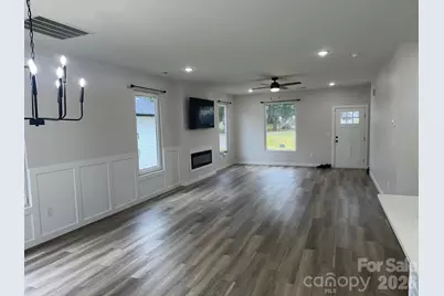 138 Lowe Road, Chesnee, SC 29323 - Photo 3