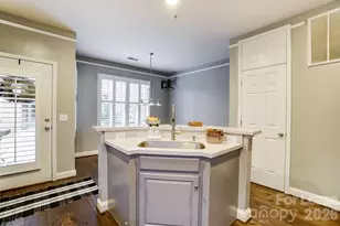 400 Clarice Ave, Charlotte, NC 28204 - Photo 13