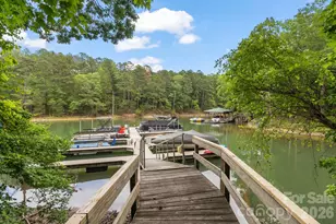 4415 Everclear Ct, Charlotte, NC 28216 - Photo 35
