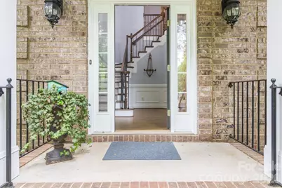 4415 Everclear Court, Charlotte, NC 28216 - Photo 3