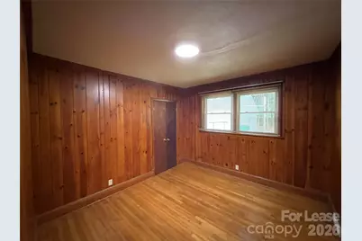 2000 Weststone Drive, Charlotte, NC 28208 - Photo 9