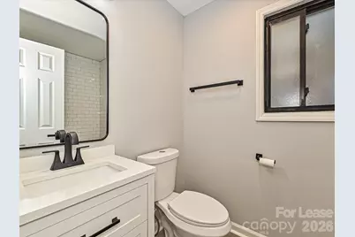 633 Pennwood Lane, Charlotte, NC 28215 - Photo 17