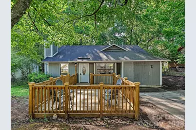 633 Pennwood Lane, Charlotte, NC 28215 - Photo 9