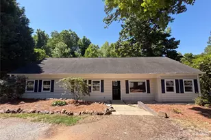 1322 Carolyn Dr, Charlotte, NC 28205 - Photo 1