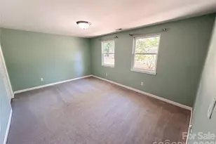 1322 Carolyn Dr, Charlotte, NC 28205 - Photo 15