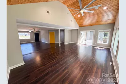 1322 Carolyn Drive, Charlotte, NC 28205 - Photo 3