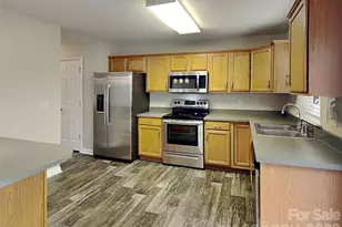1032 Meadowbrook Ln SW, Concord, NC 28027 - Photo 3