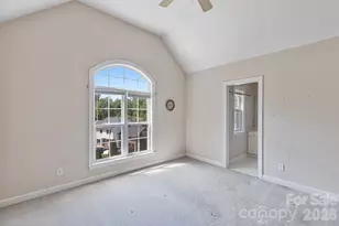 9111 Brocklehurst Ln, Charlotte, NC 28215 - Photo 27