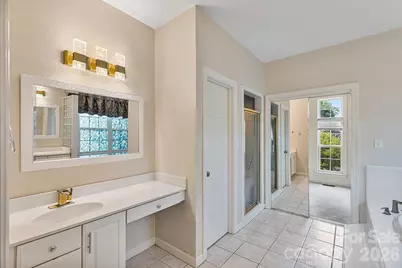 9111 Brocklehurst Lane, Charlotte, NC 28215 - Photo 23