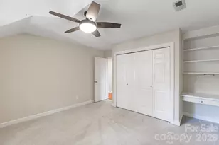 9111 Brocklehurst Ln, Charlotte, NC 28215 - Photo 31