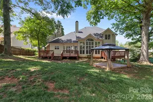9111 Brocklehurst Ln, Charlotte, NC 28215 - Photo 5
