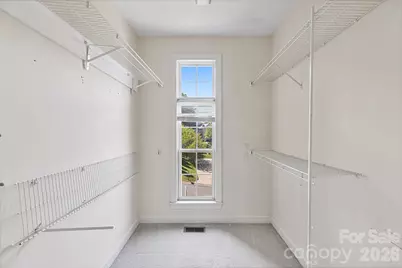 9111 Brocklehurst Lane, Charlotte, NC 28215 - Photo 25