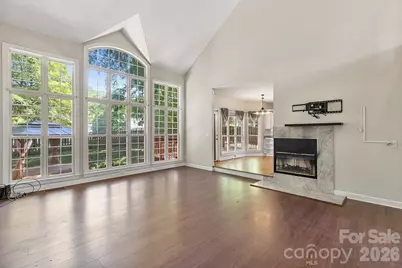 9111 Brocklehurst Lane, Charlotte, NC 28215 - Photo 9