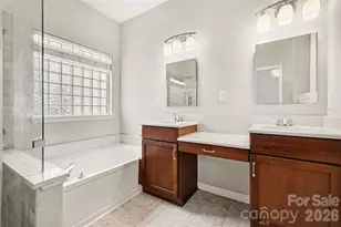10312 Fairbourne Ct, Charlotte, NC 28269 - Photo 15