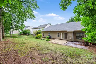 10312 Fairbourne Ct, Charlotte, NC 28269 - Photo 25